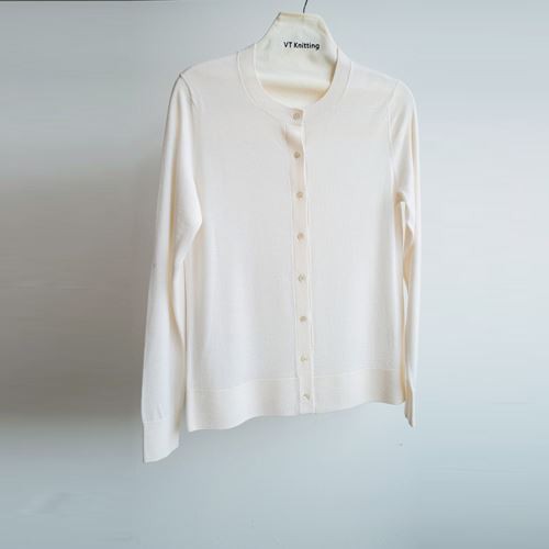 Cardigan tal-qoton maħdum fin