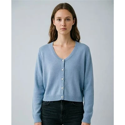 Nisa Sweater Maħsuda