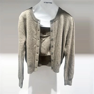 Sett Maħsuda Fuq U Cardigan