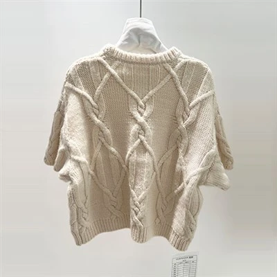 Disinn tas-Sweater tan-Nisa tas-Suq L-aħħar