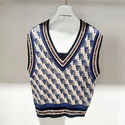 Ivvjaġġar Sinjuri Vacation Vest