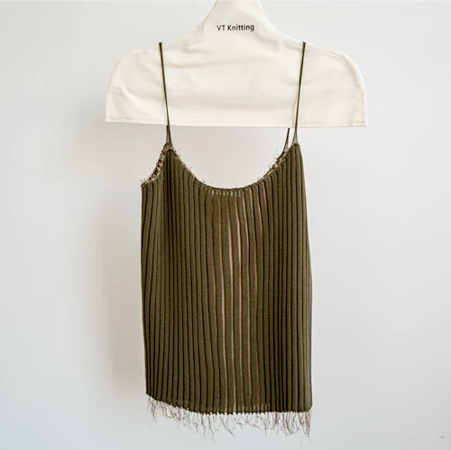 Women's Fitted Sweater Vest Women's Fitted Sweater Vest